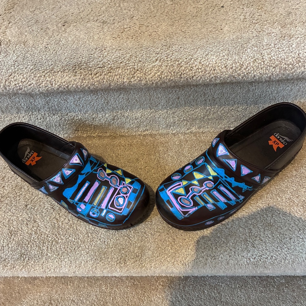 Hand Painted Danskos Womens Size 11 - Picture 4 of 8